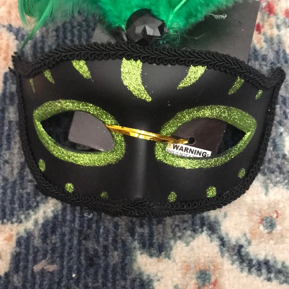 Black and Green Feathered Masquerade Mask